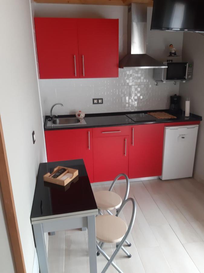 La Besnada Appartement Nieda Buitenkant foto