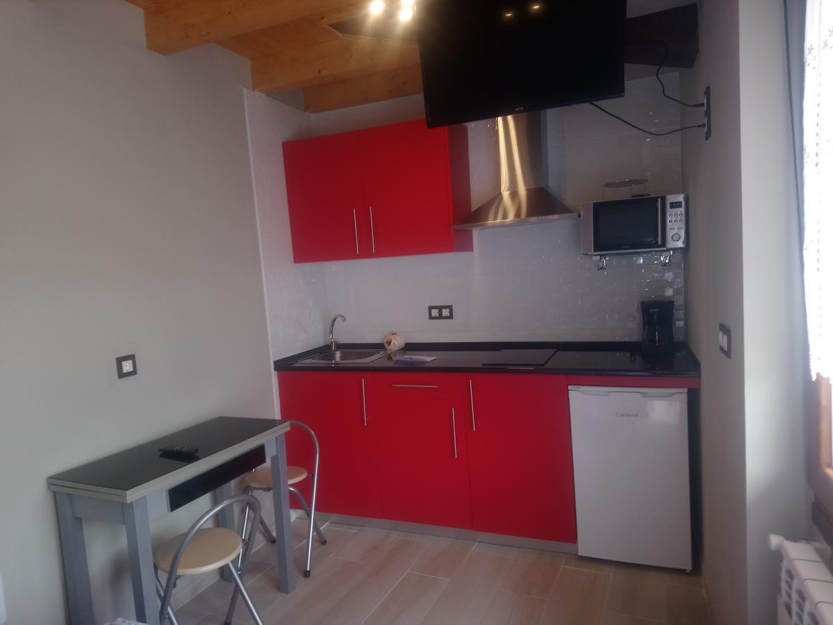 La Besnada Appartement Nieda Buitenkant foto
