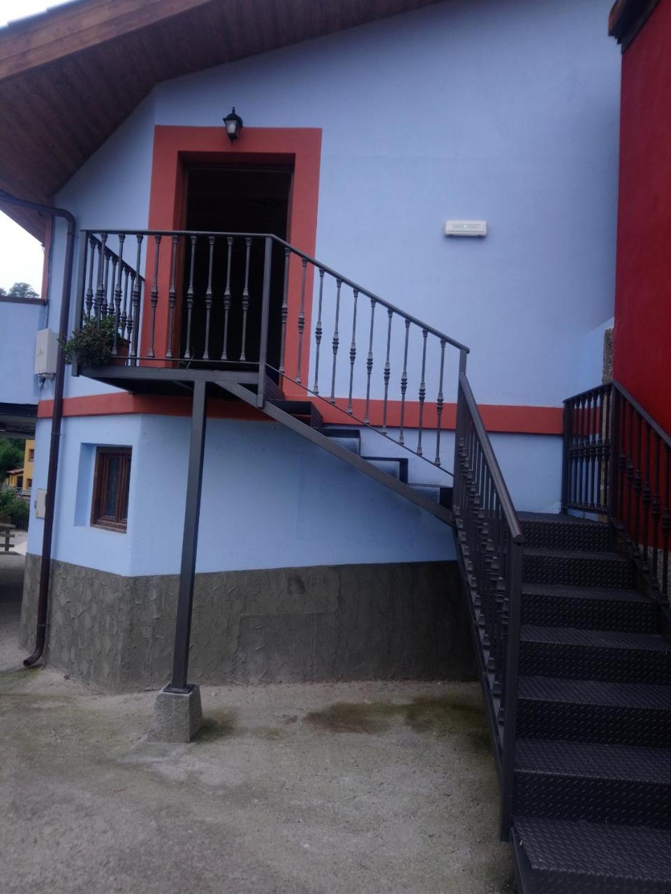 La Besnada Appartement Nieda Buitenkant foto