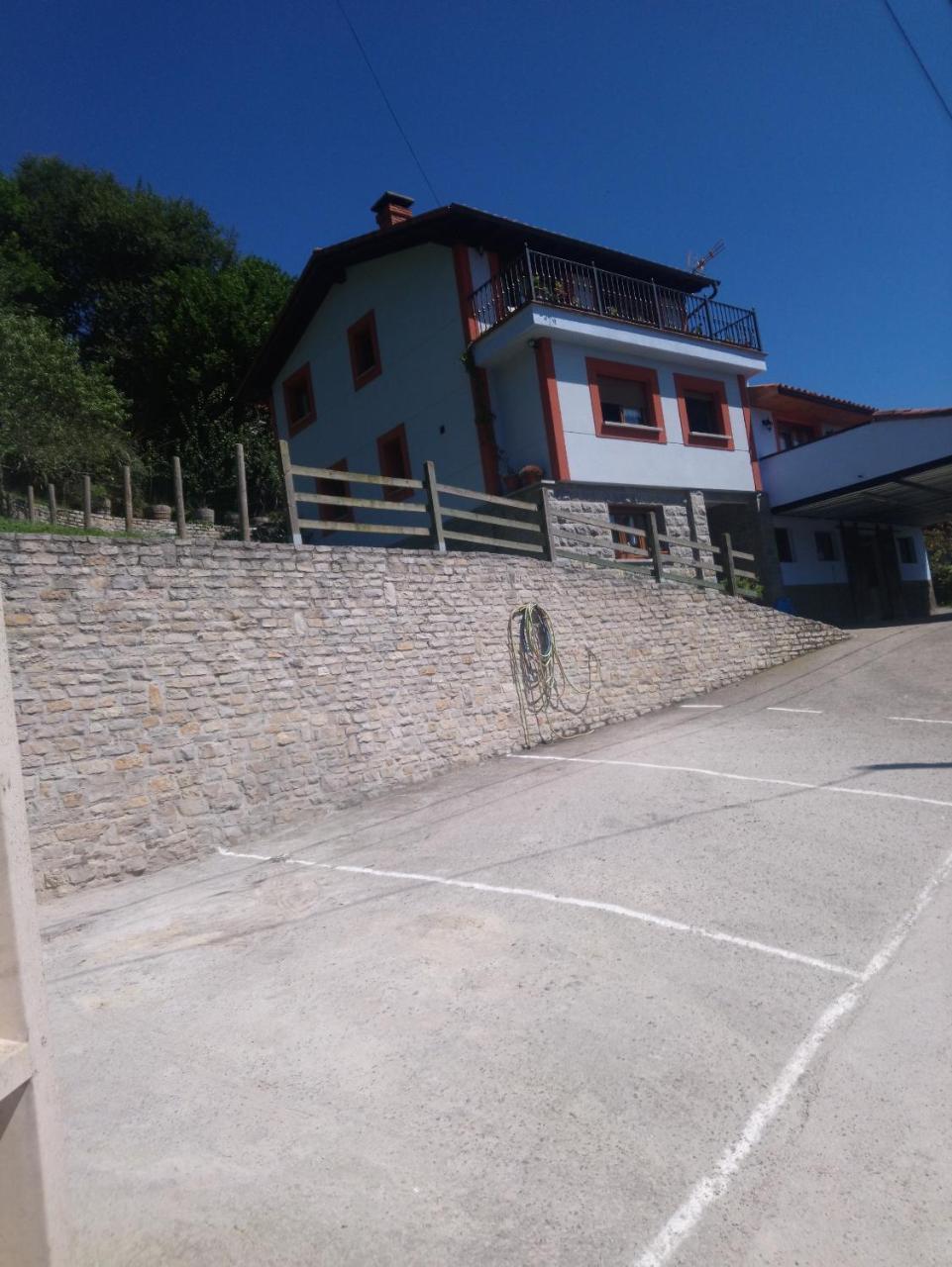 La Besnada Appartement Nieda Buitenkant foto